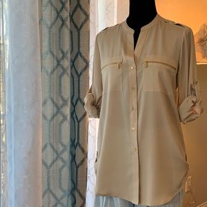 NWT size s Calvin Klein silky Blouse pretty